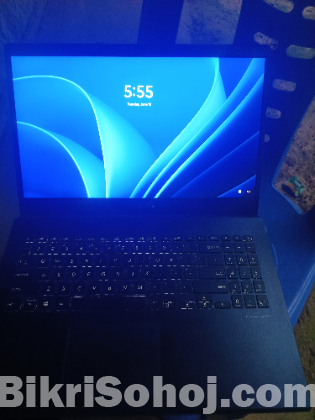 Asus vivobook Core i5